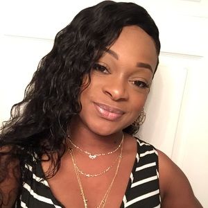 Meet your Posher, Muriel